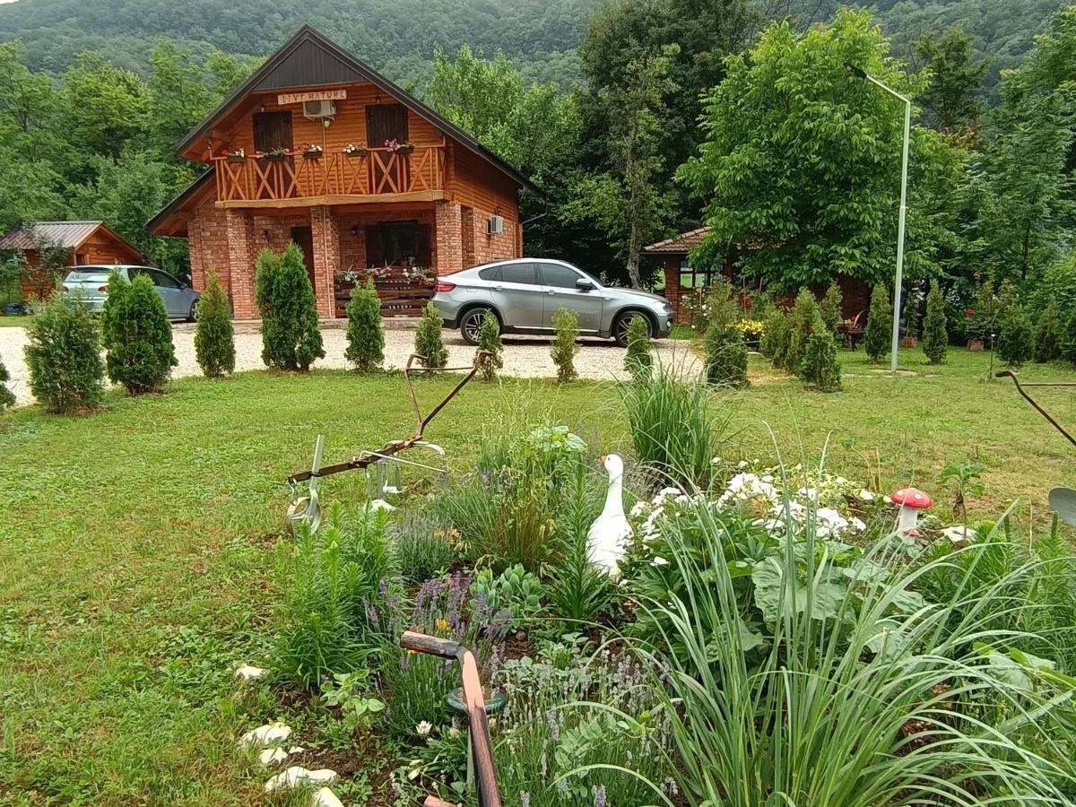Live Nature Бихач Экстерьер фото